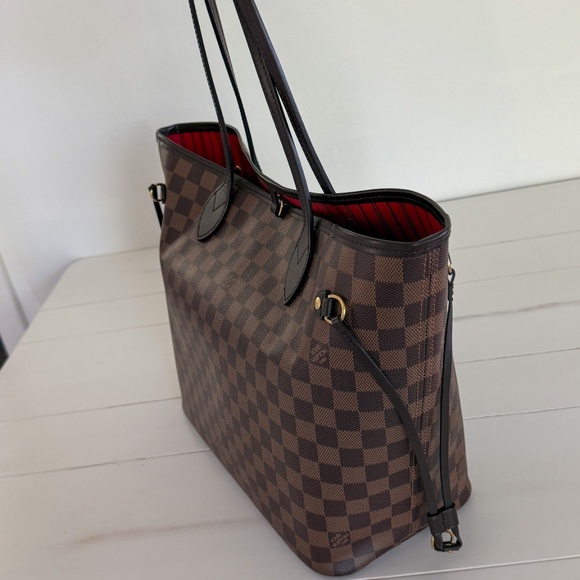 Louis Vuitton Neverfull MM – Damier Ebene | Excellent Condition | W/ Pouch - Picture 6 of 13